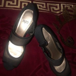 Nice classy shoes 👠🔥🔥🔥👑👑👑🇺🇸🇺🇸🇺🇸💯